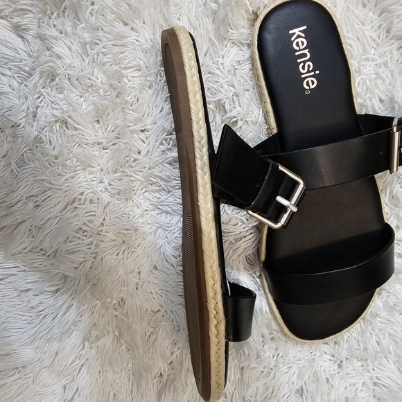 Kensie Sandals 7M Black Minimalist with Adjustable Ankle Strap - Picture 6 of 6